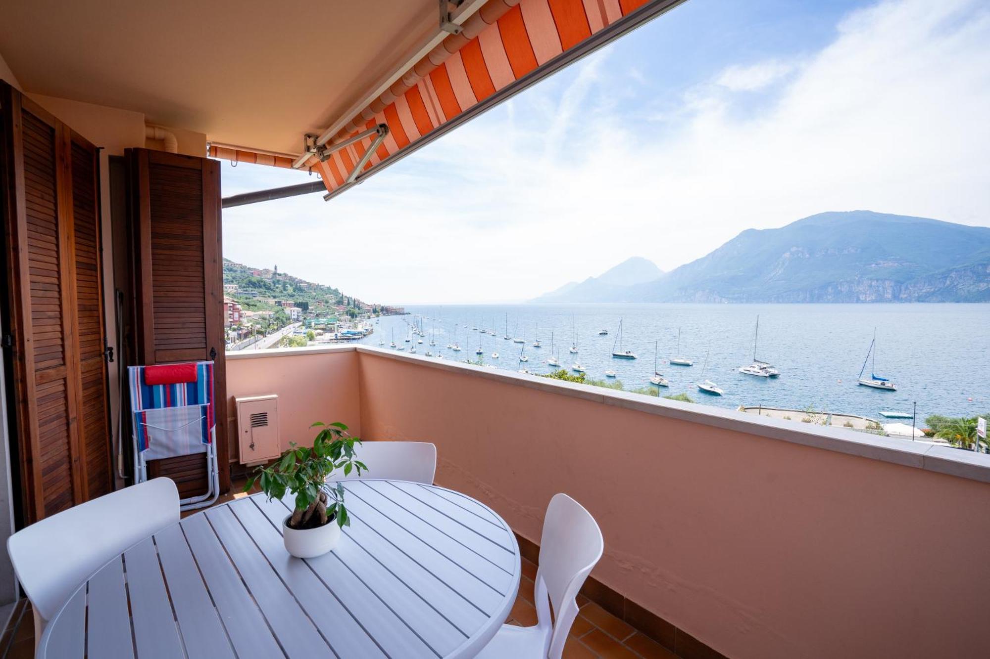 Apartment Le Vele Beth's House Brenzone sul Garda